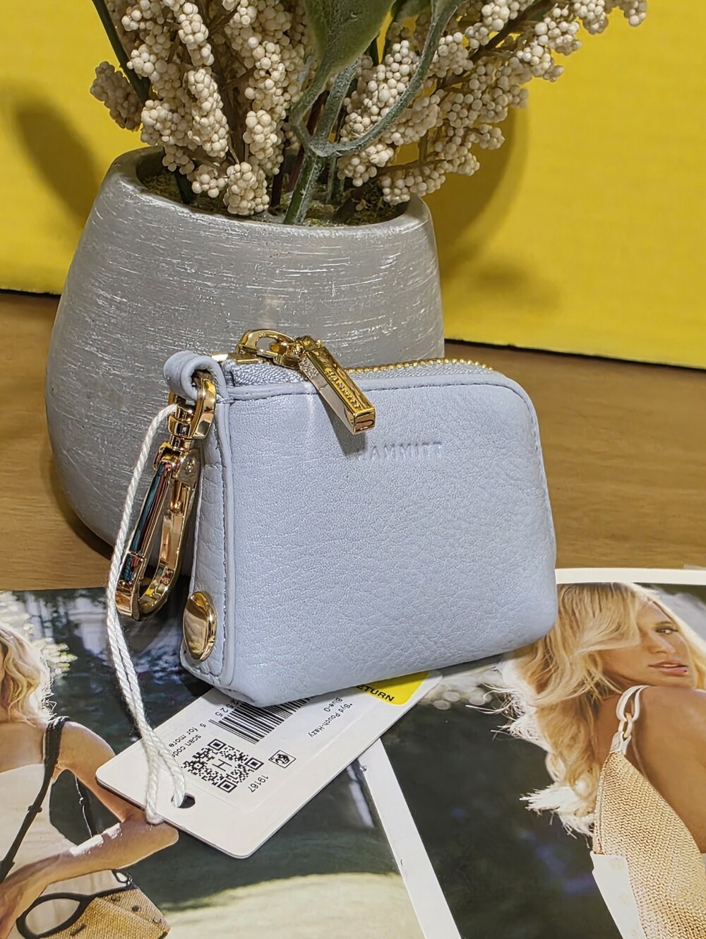 Hanmitt Syd Mini Pouch with Gold Hardware